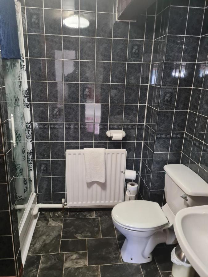Brown Cow Apartment دالتون-ين-فورنيس المظهر الخارجي الصورة